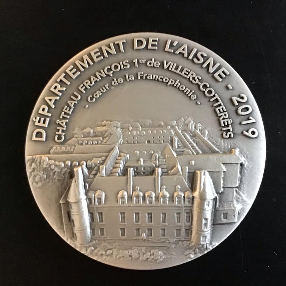 Remise de la médaille régionale départementale et communale à Montigny-sous- Marle