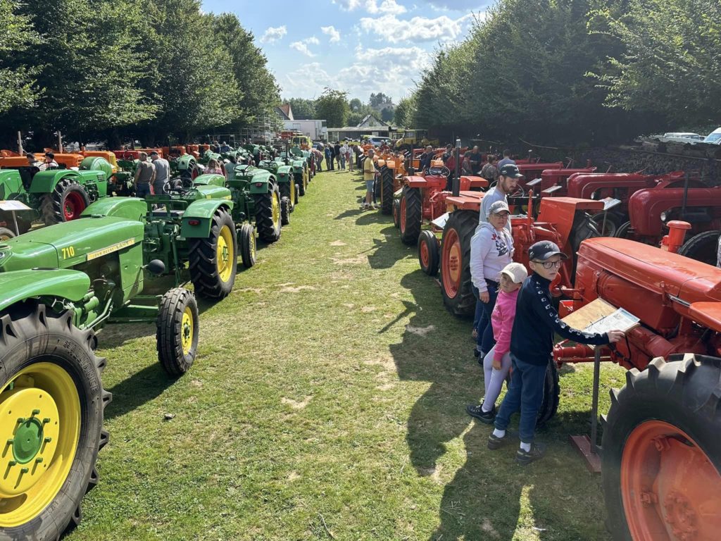 Fête à travers Champs à La Neuville les Dorengt