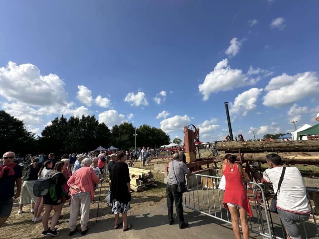 Fête à travers Champs à La Neuville les Dorengt